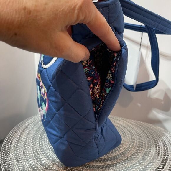 Vera Bradley Disney Daisy and Donald Duck Small Vera Tote Sensational Six NWT - Picture 5 of 8